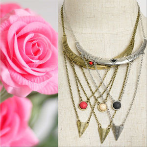 MULTI LAYERED NECKLACE (3 COLOR OPTIONS)